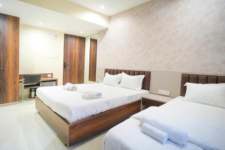 Room 14 of 24