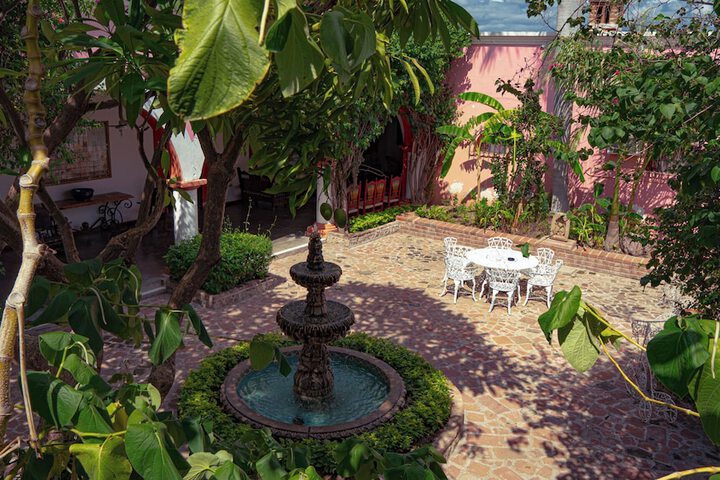 Hotel Exterior 18 of 21