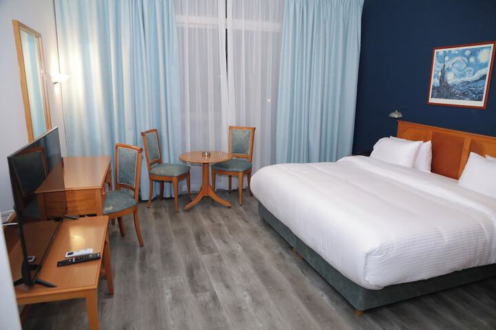 Room 29 of 88