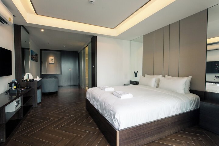 Room 18 of 91