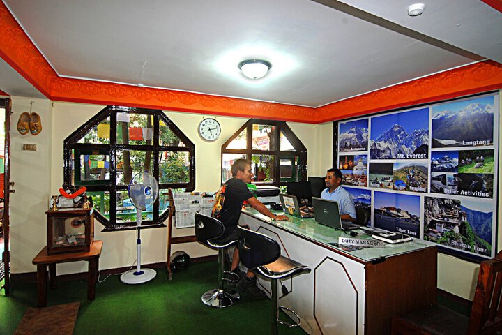 Concierge desk