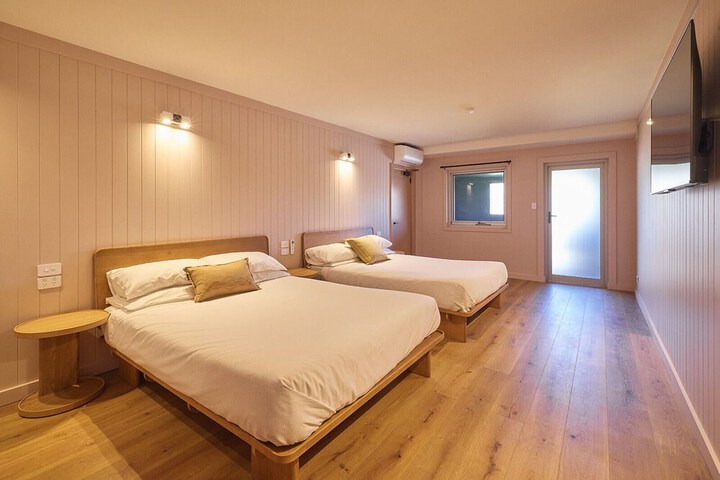 Room 25 of 56