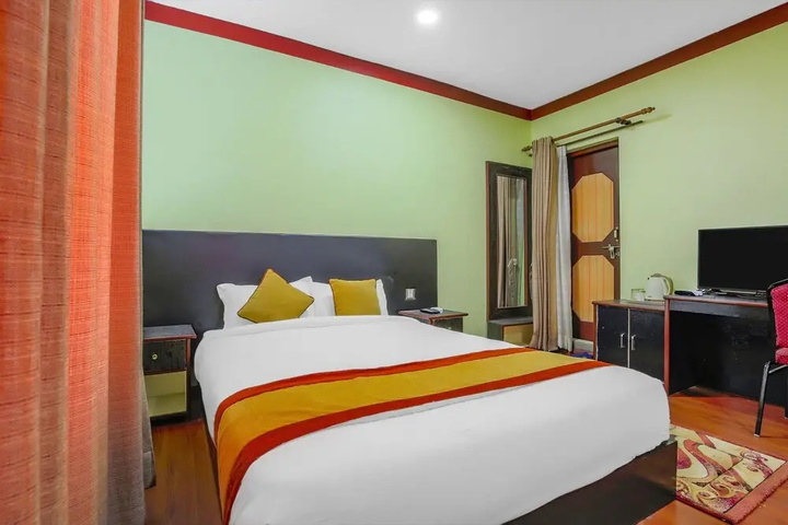Room 2 of 12