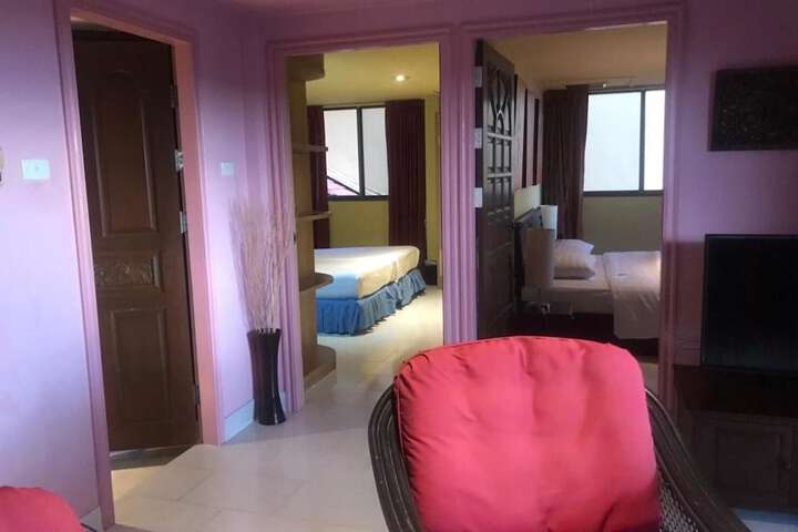 Room 21 of 52