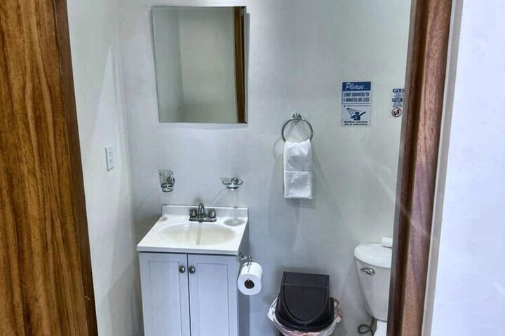 Room 31 of 53