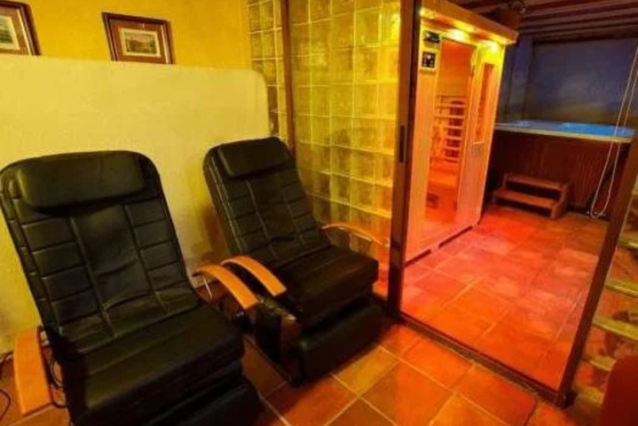 hotel_rooms