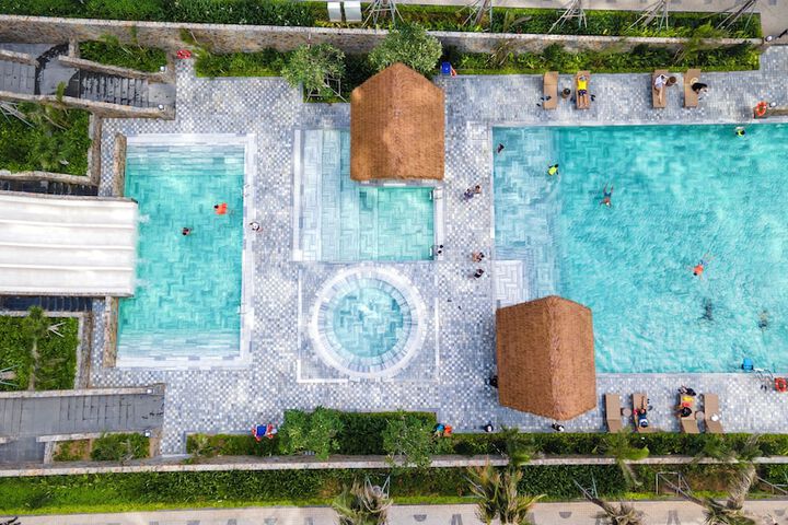 Pool 36 of 73