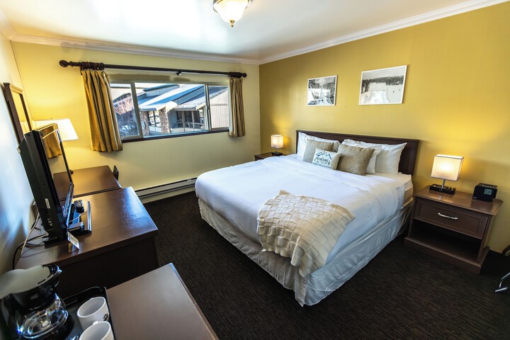 Room 8 of 29