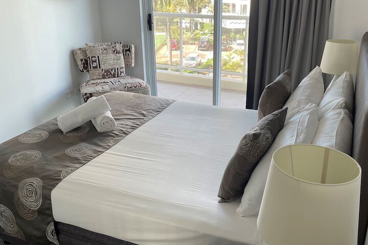 Room 4 of 52