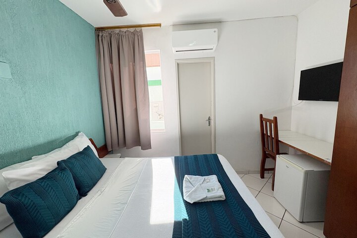 Room 17 of 44