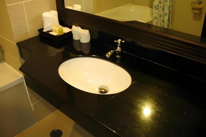 Photo 28