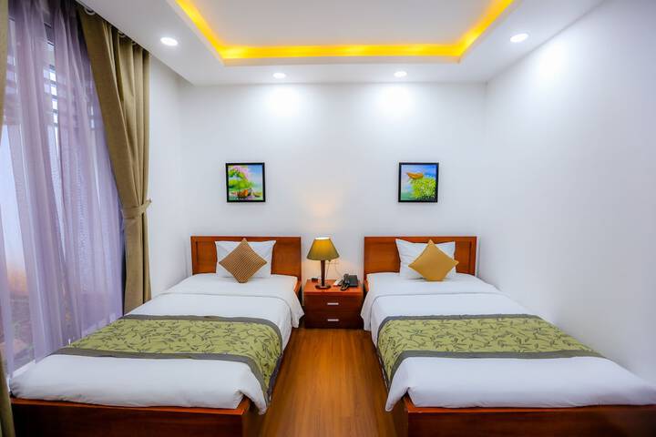 Room 15 of 40