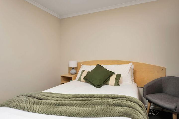 Room 14 of 72
