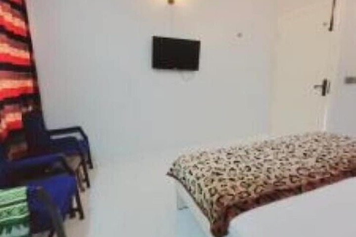Room 3 of 4