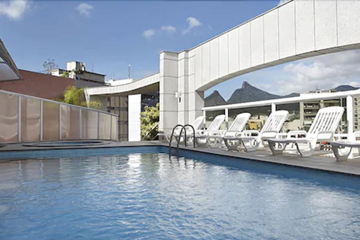 Pool 37 of 54