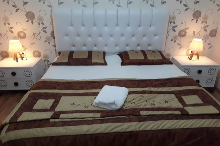 Room 3 of 19