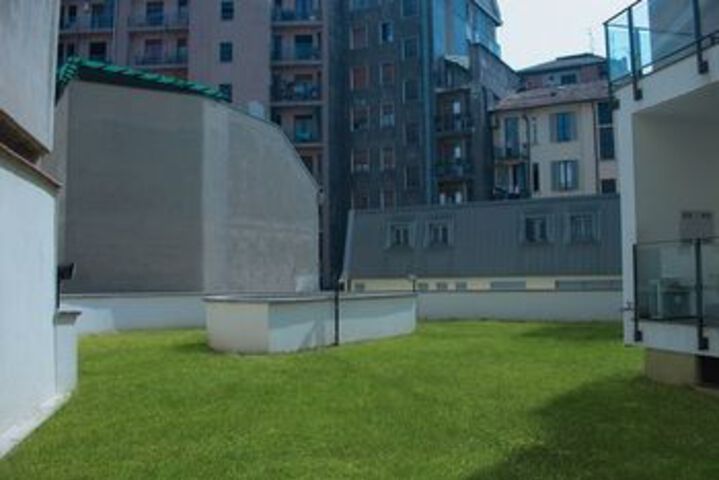 Hotel Exterior 11 of 28