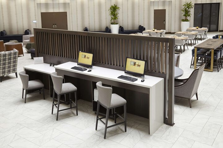 Business Center 44 of 44