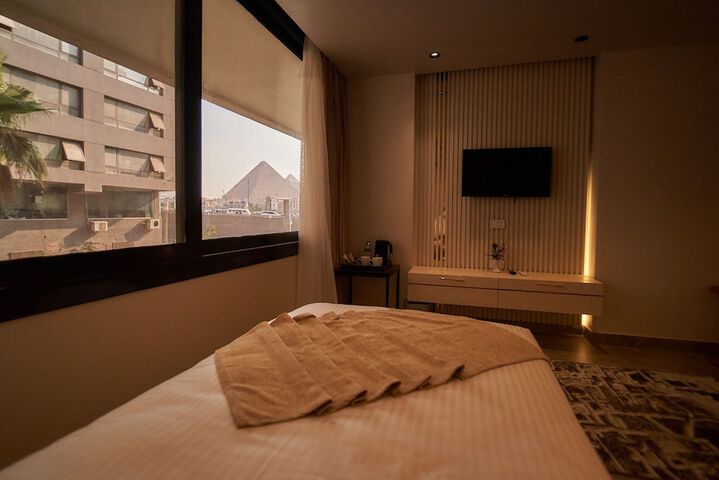 Room 22 of 35