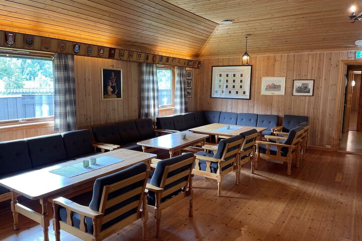 Room 8 of 41