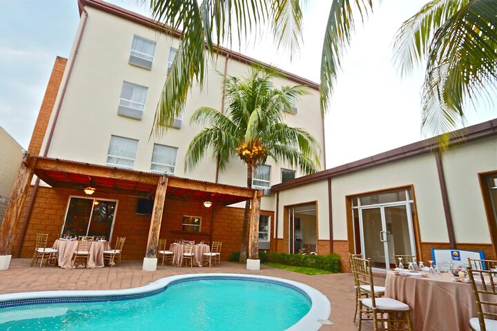 Hotel with Pool