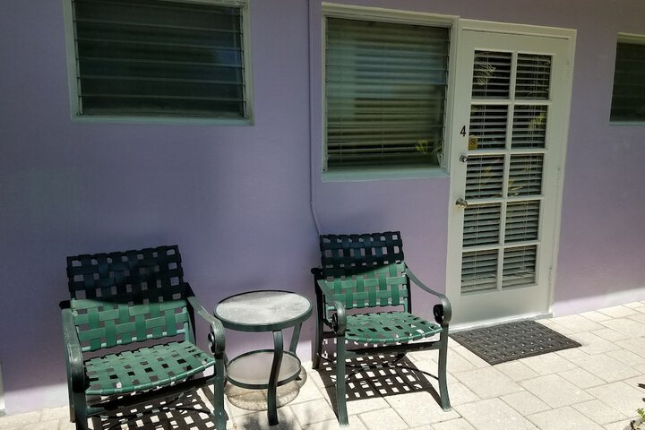 Room 32 of 218