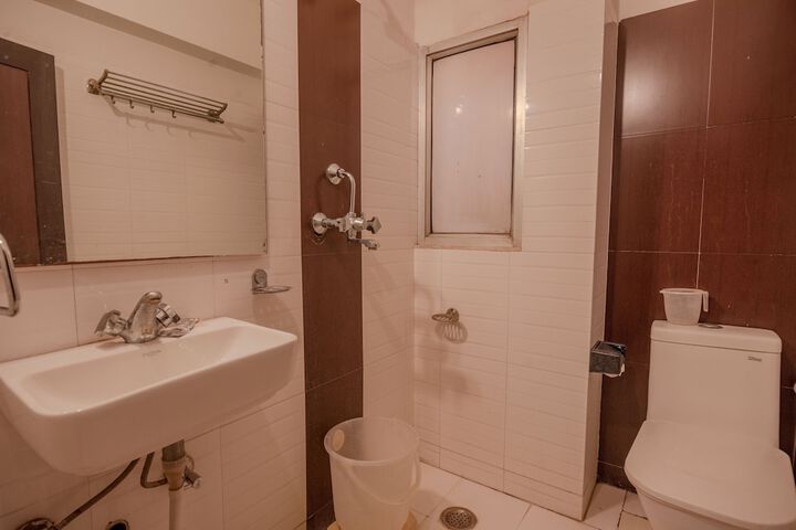 Room 14 of 22