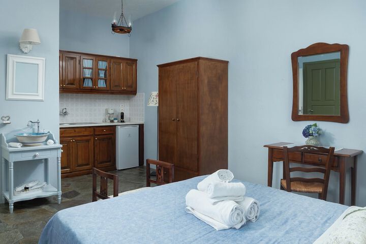 Room 28 of 44