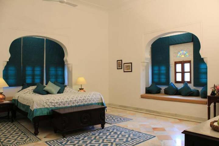 Room 2 of 23