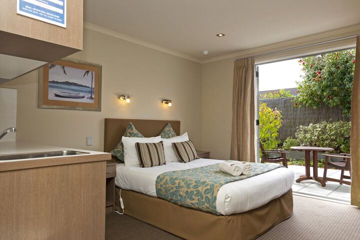 Room 10 of 41