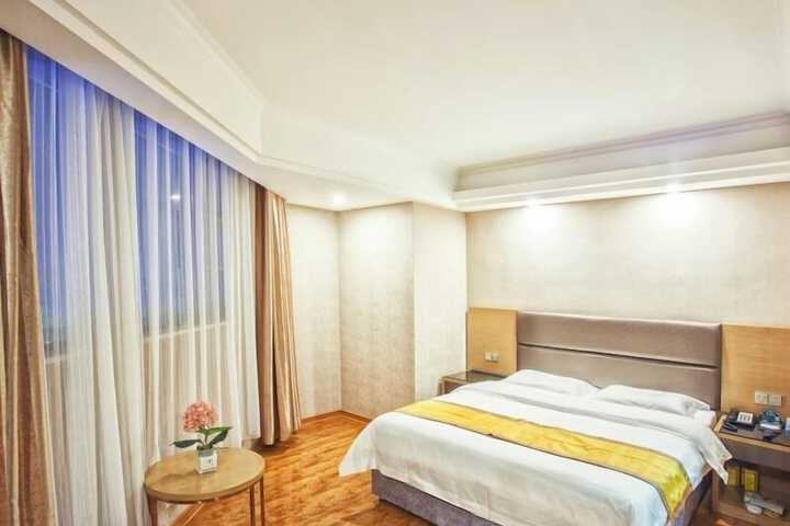 Room 26 of 44
