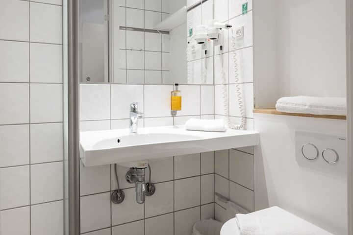 Clean Restrooms