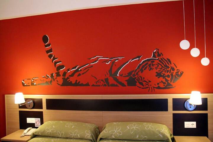 Room 14 of 47