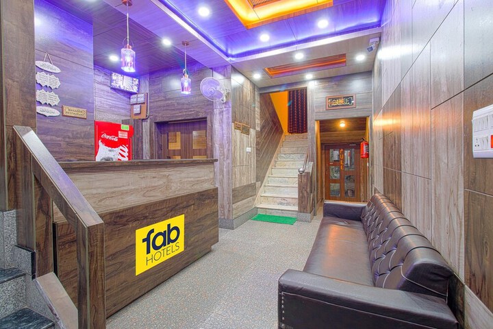 Hotel Interior 7 of 28