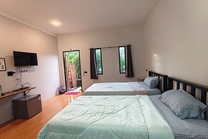 Room 25 of 73