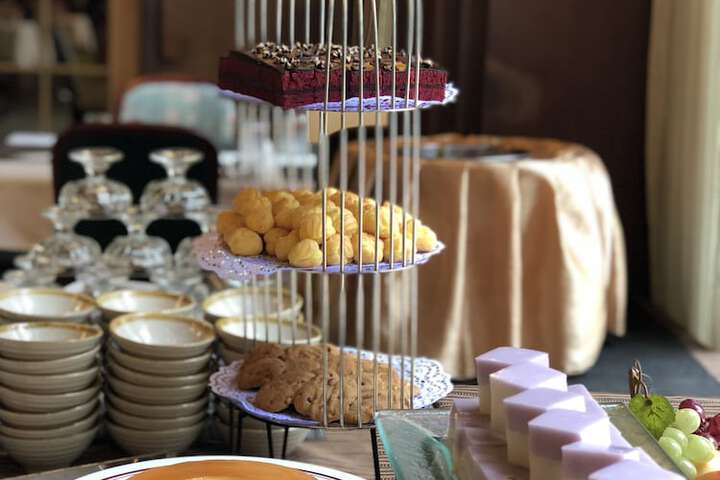 Lounge 48 of 67