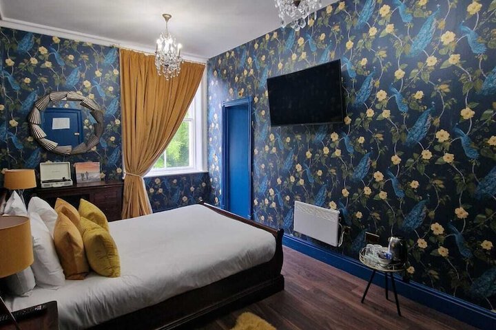 Room 45 of 99