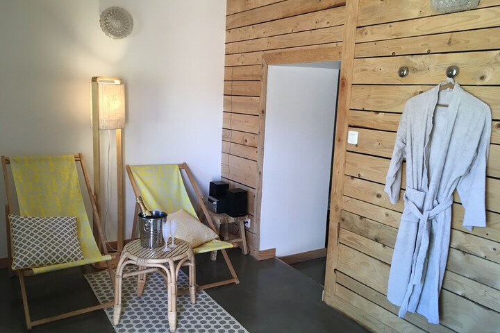 Room 21 of 52