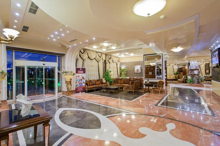 Hotel Interior 2 of 124