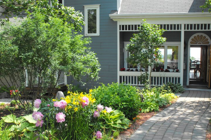 Property Grounds 37 of 84