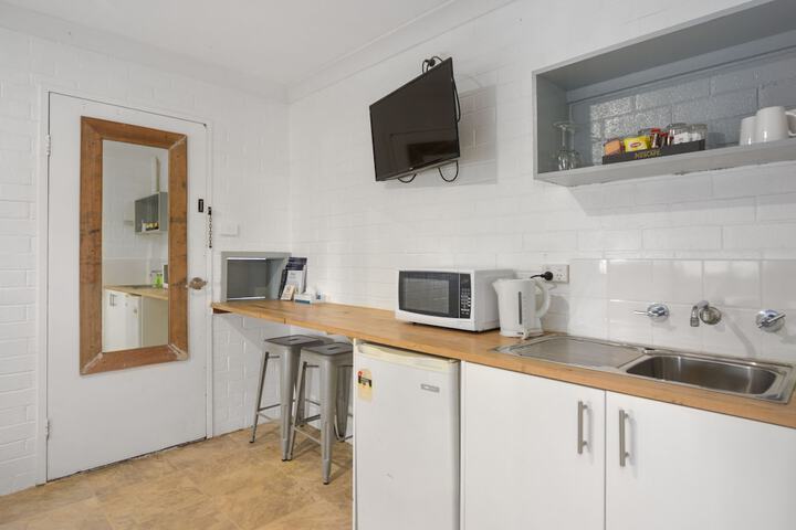 Room 10 of 60