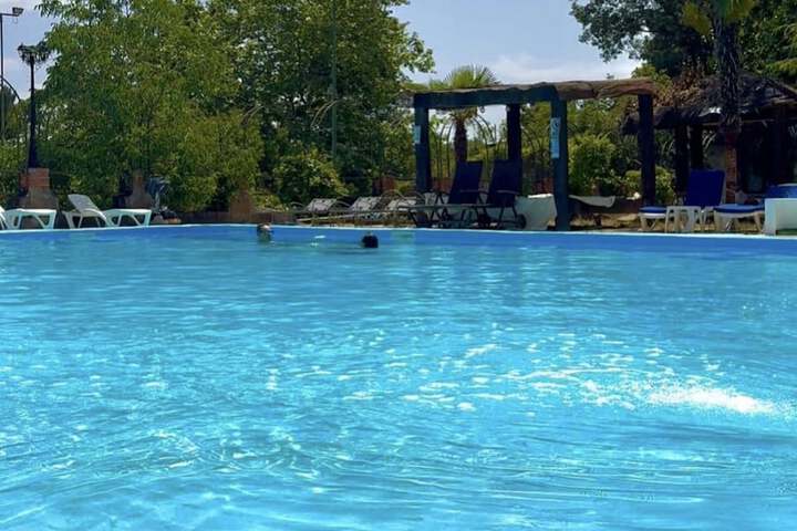 Pool 66 of 90
