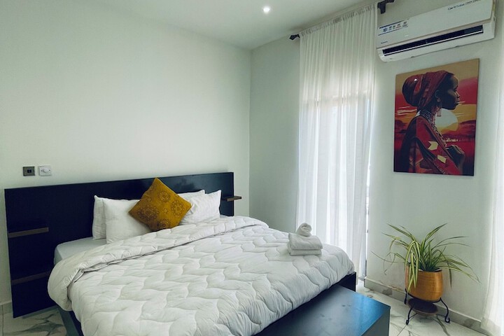 Room 64 of 166