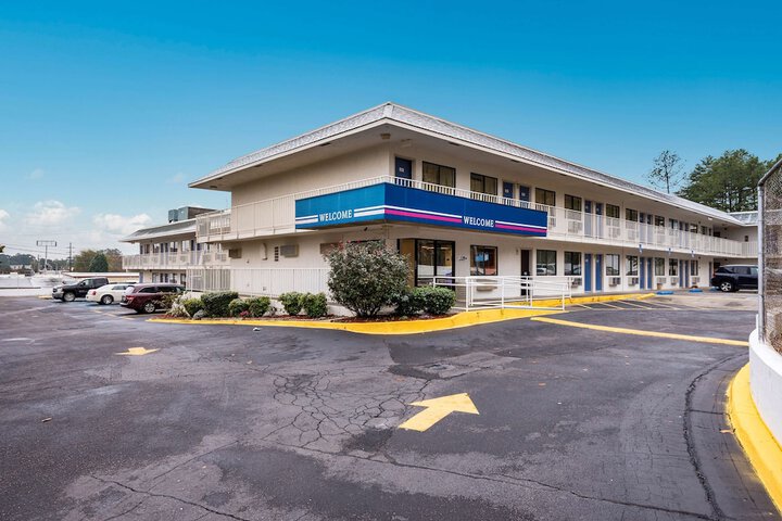 Hotel 70 of 75