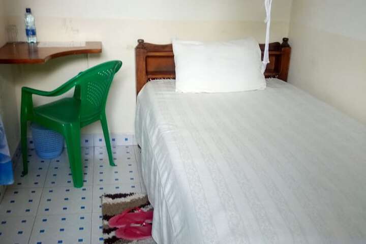 Room 16 of 26