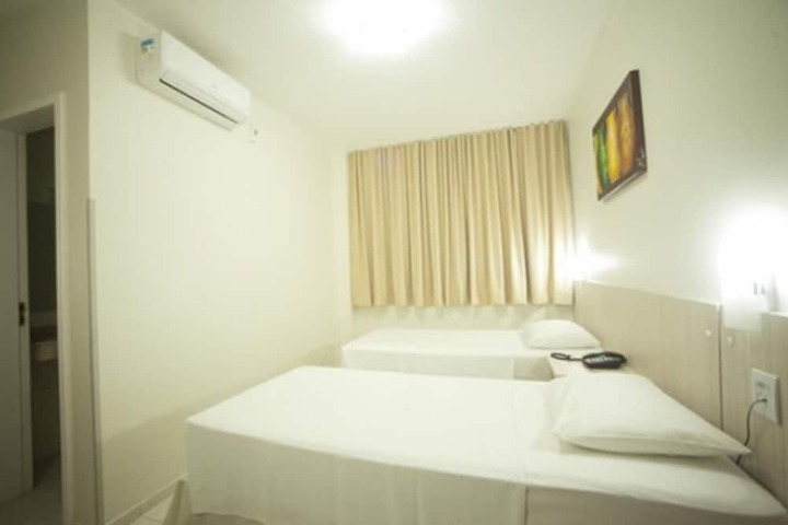Room 5 of 44