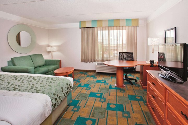 Superior King Bed (17 of 26)
