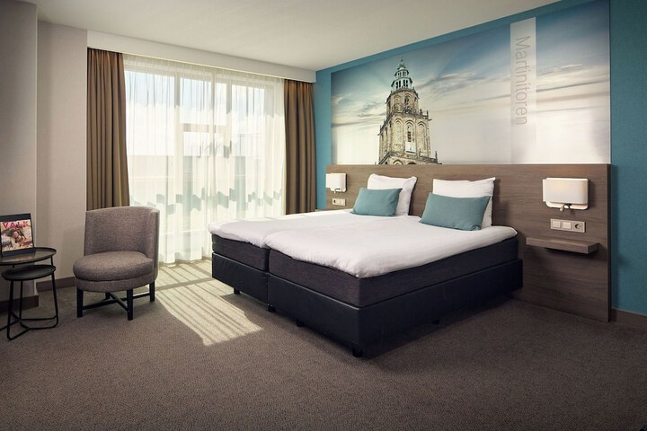 Room 29 of 65