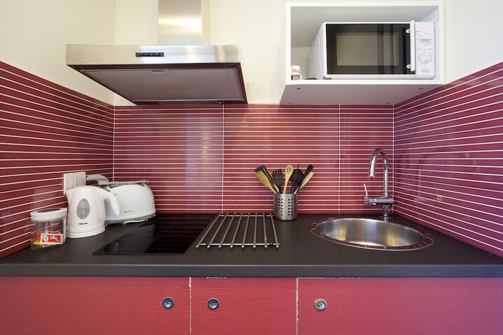 Private kitchenette