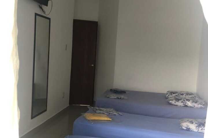Room 8 of 17
